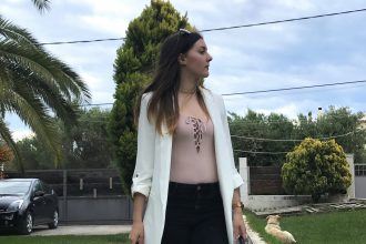 lace up top