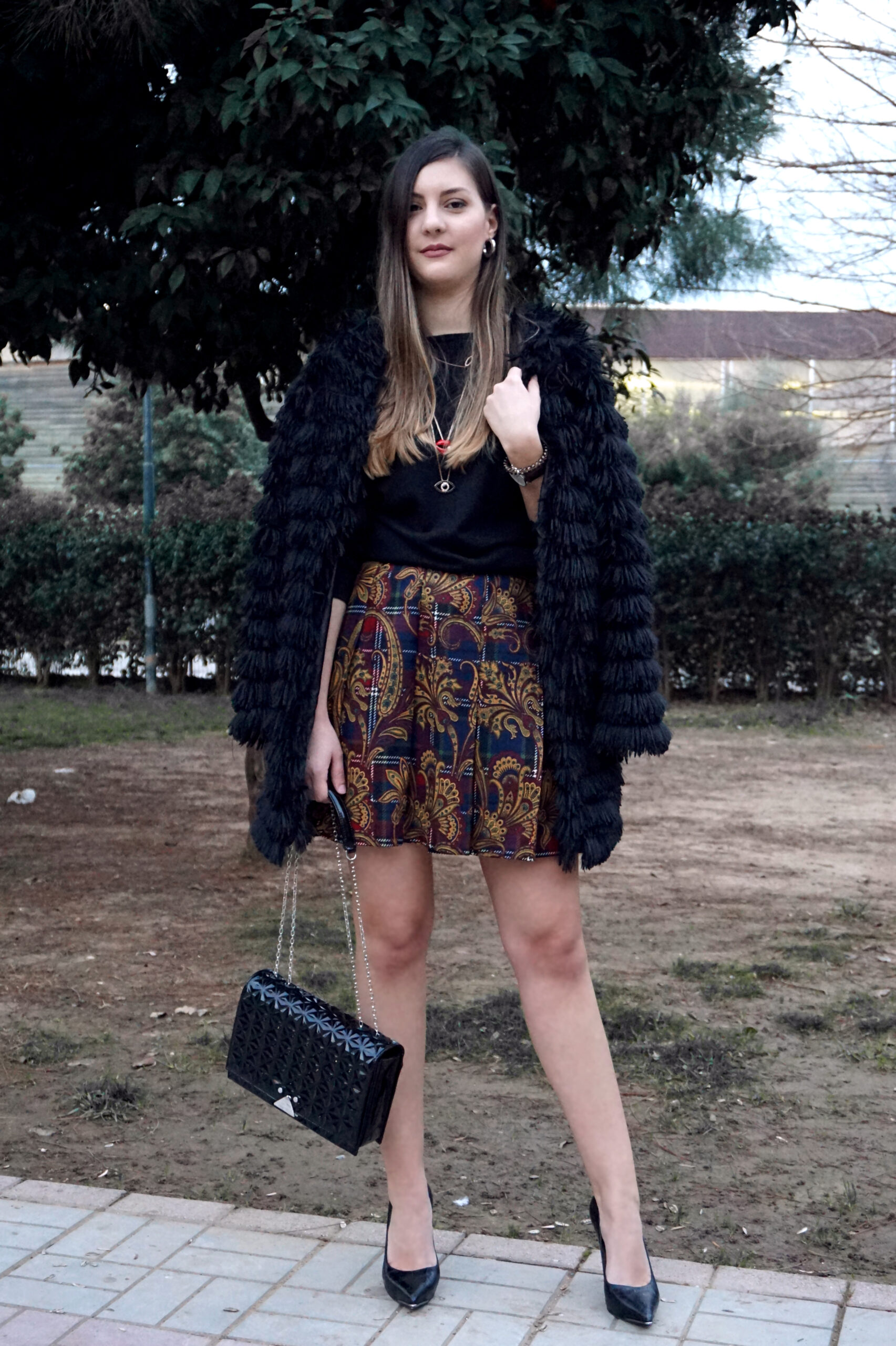 how to wear skirts in winter